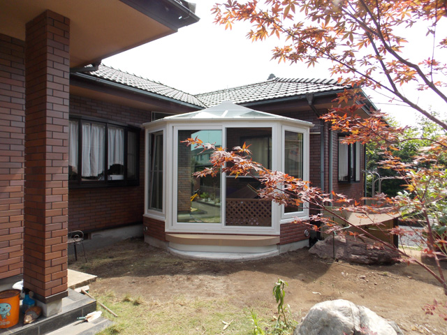 サンルーム施工例　TYPE-Ⅴ